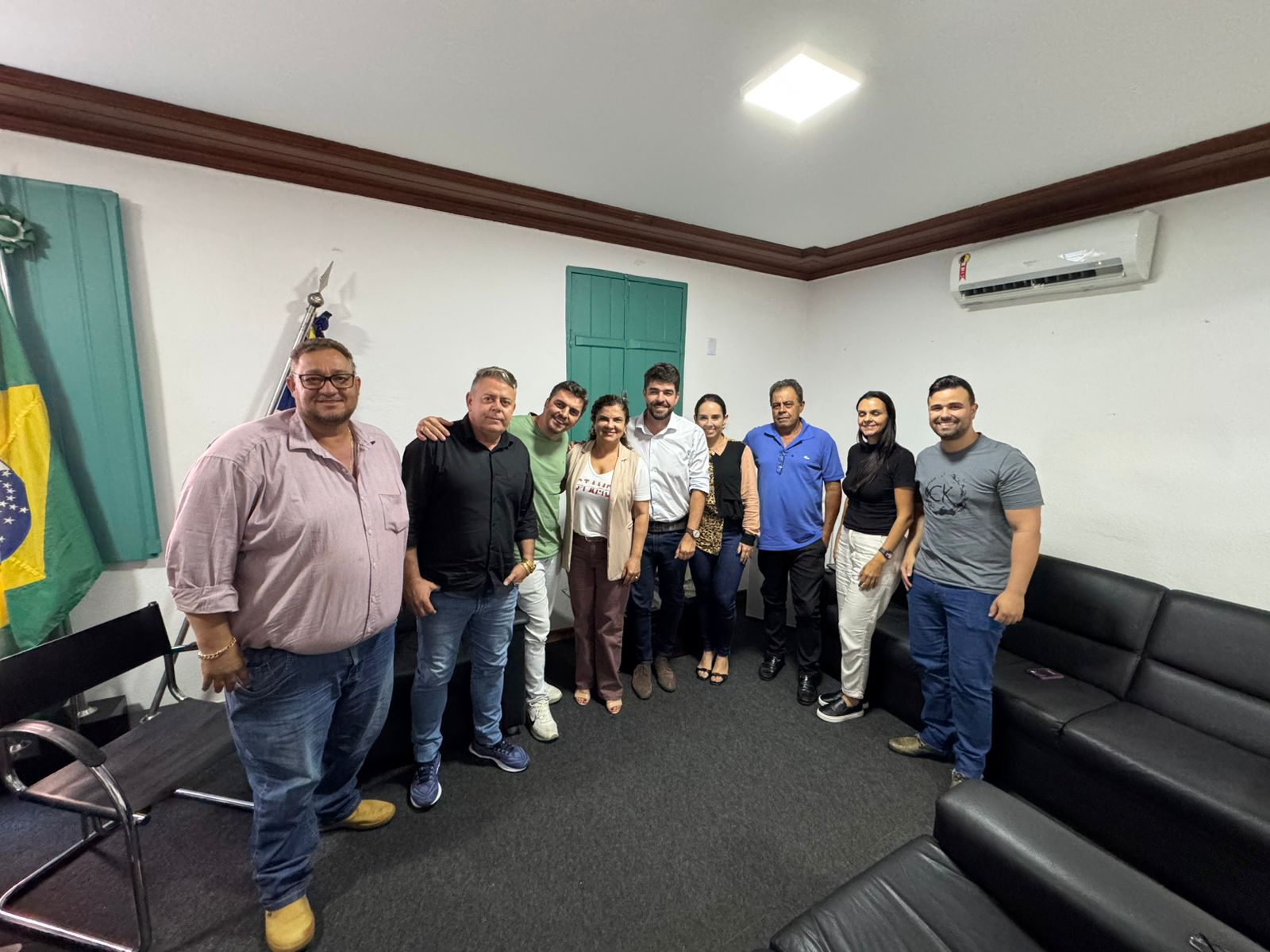 Deputado Zé Vitor visita Câmara